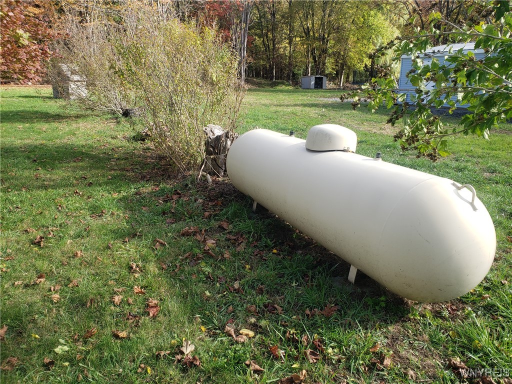 Ridgeway, New York 14103, United States, 5 Bedrooms Bedrooms, ,1 BathroomBathrooms,Residential,Active,236820