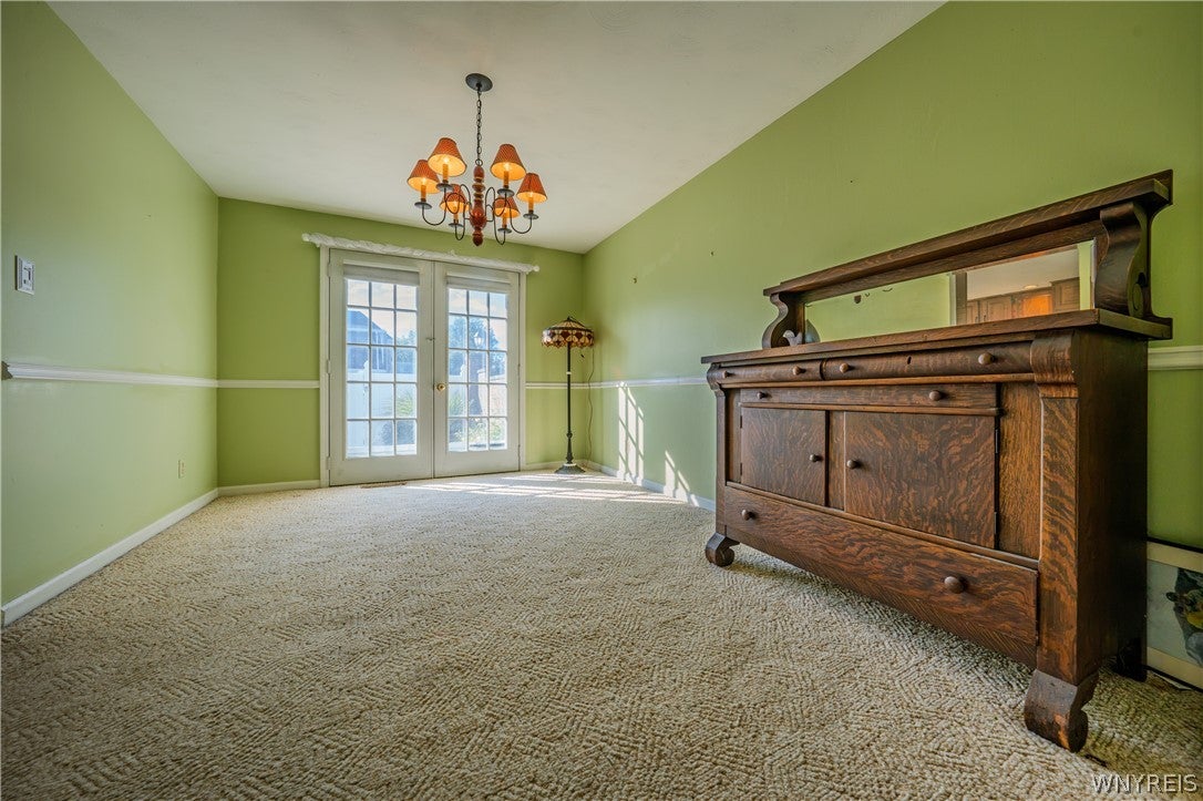 105 Carriage Drive 3