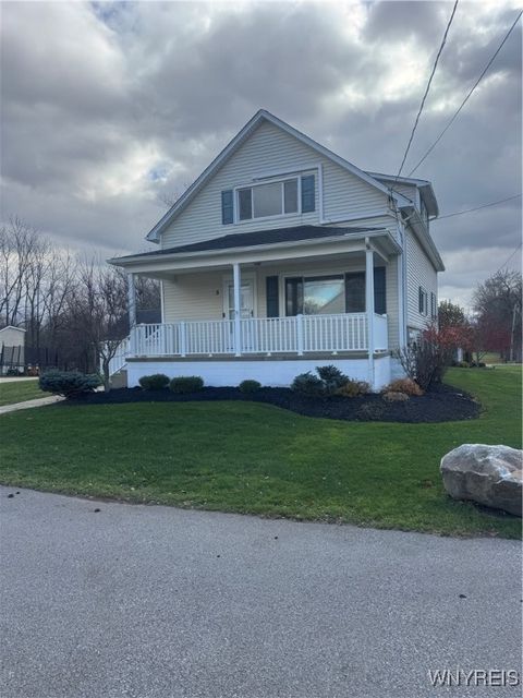 Photo of 5 Liberty Street, Lancaster, NY 14043 (MLS # B1651397)