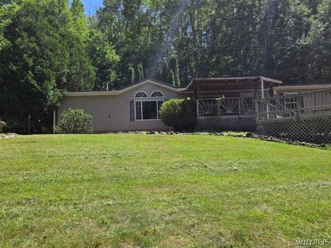 Homes For Sale - 5351 Middle Road<br/> Bath, NY 14810