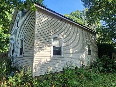 Homes For Sale - 2666 Us-20<br/> Sheridan, NY 14135