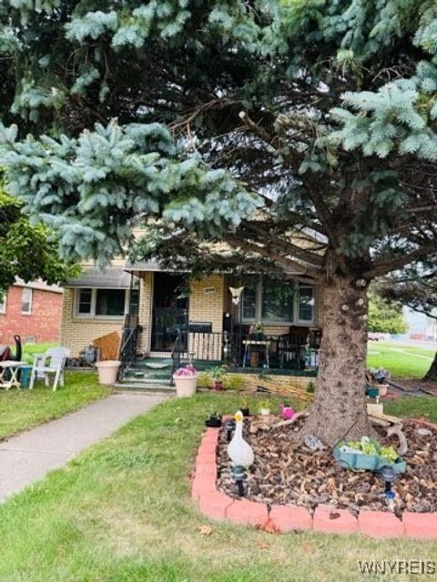 Photo of 1394 Walden, Cheektowaga, NY 14211 (MLS # B1657600)