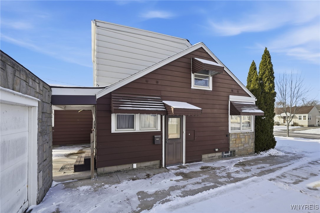 350 W Girard Boulevard