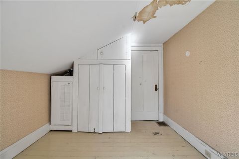 Tiny photo for 31 N Ellicott Street, Amherst, NY 14221 (MLS # B1660671)