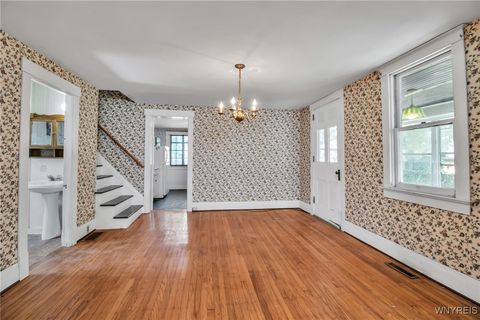 Tiny photo for 31 N Ellicott Street, Amherst, NY 14221 (MLS # B1660671)