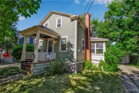 Tiny photo for 31 N Ellicott Street, Amherst, NY 14221 (MLS # B1660671)