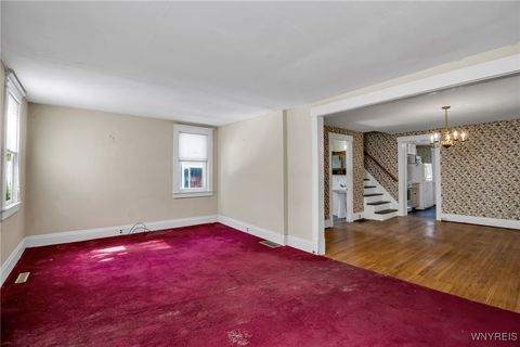 Tiny photo for 31 N Ellicott Street, Amherst, NY 14221 (MLS # B1660671)