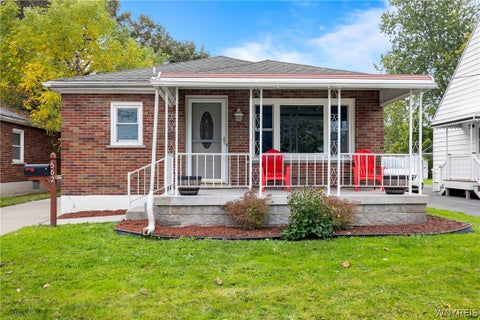 Photo of 562 78th Street, Niagara Falls, NY 14304 (MLS # B1718954)