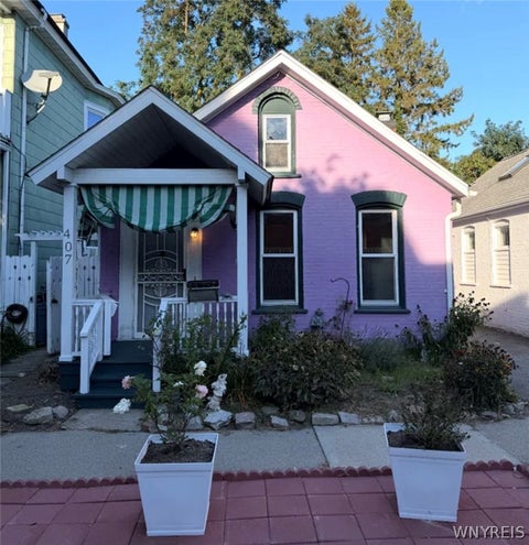 Homes For Rent - 407 Summer Street<br/> Buffalo, NY 14213