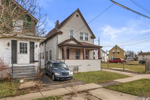Tiny photo for 25 Parkridge Avenue, Buffalo, NY 14215 (MLS # B1655711)