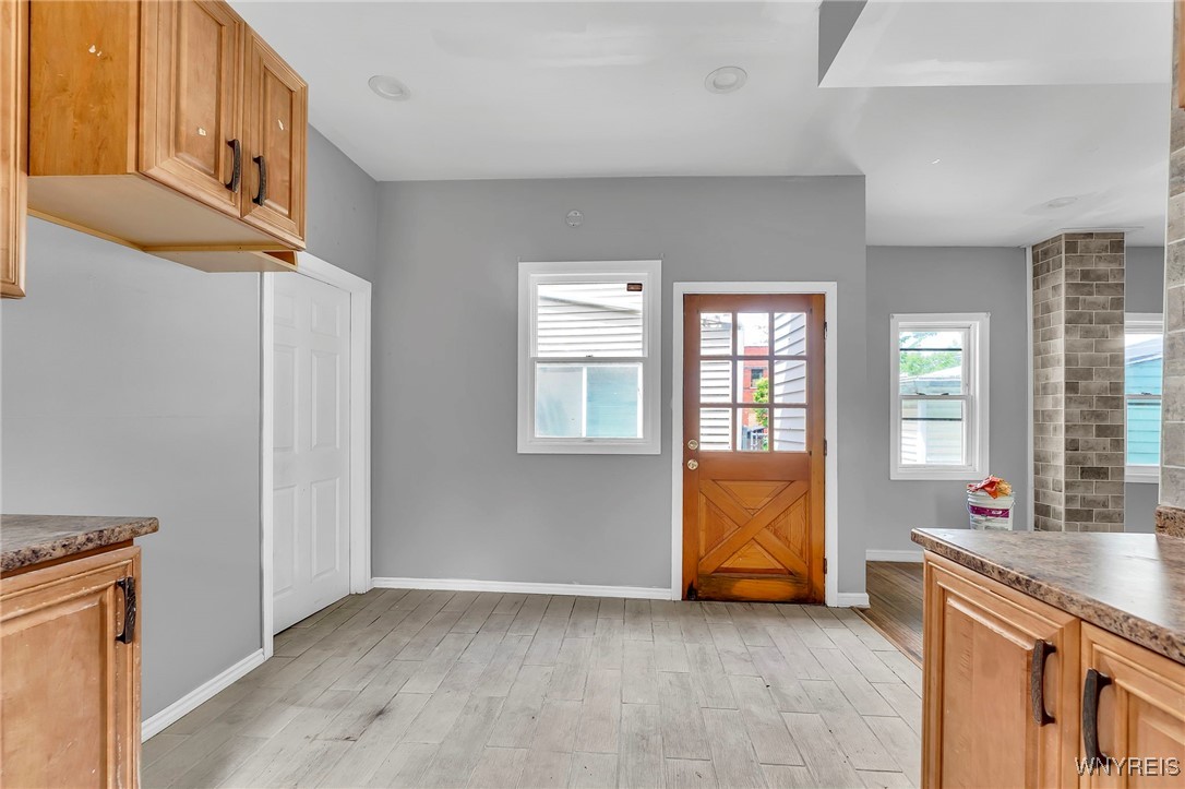 33 Lafayette Avenue