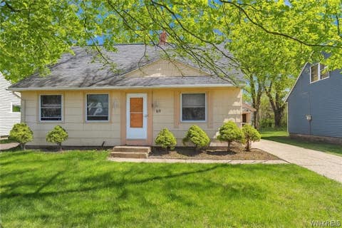 Homes For Sale - 69 Ashford Avenue<br/> Tonawanda, NY 14150