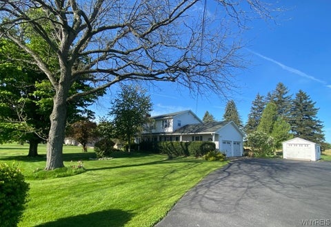 Photo for 2112 S Lyndonville Road