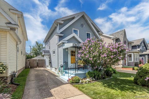 Photo of 95 Princeton Boulevard, Tonawanda, NY 14217 (MLS # B1707896)