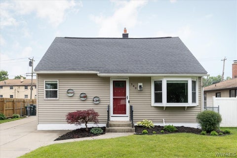 Homes For Sale - 145 Werkley Road<br/> Tonawanda, NY 14150