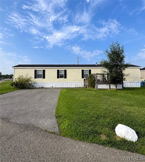 Mobile Home For Sale - 1467 East Drive<br/> Alden, NY 14004