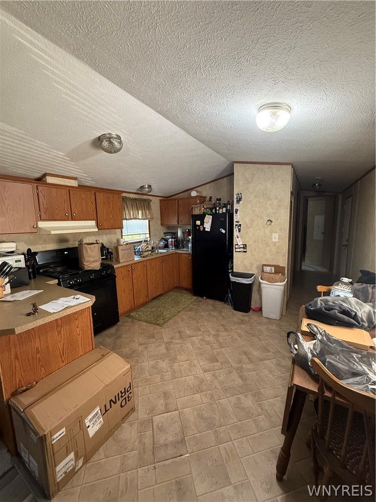 1467 East Drive