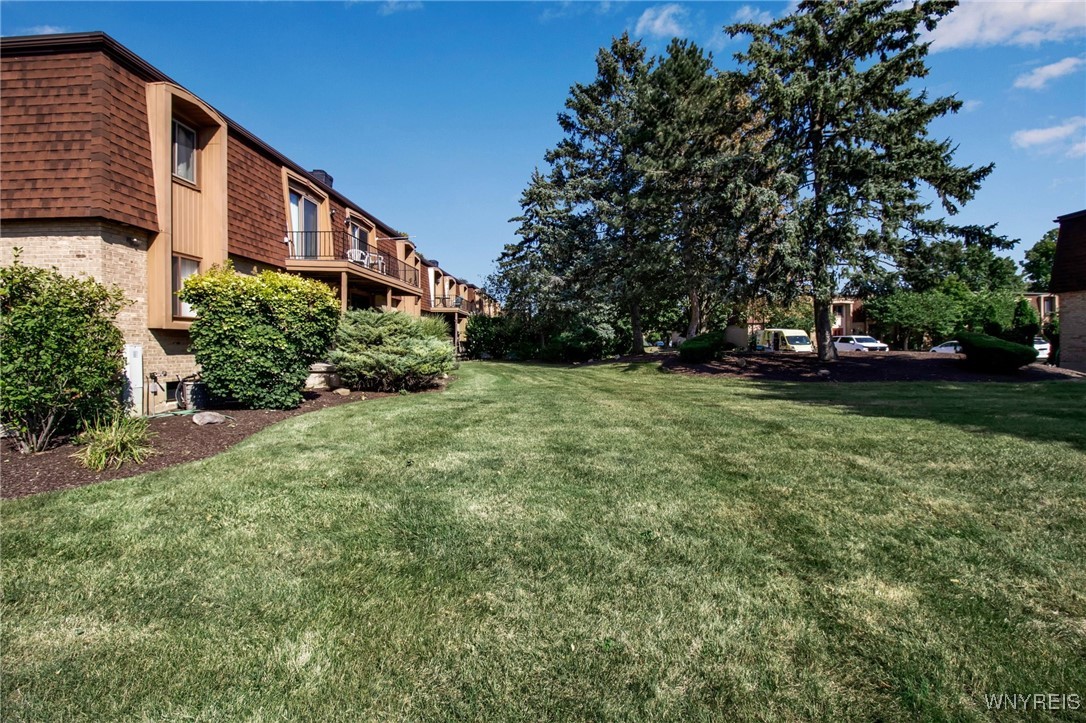 135  #4 Charter Oaks Drive #4, Amherst, New York image 33