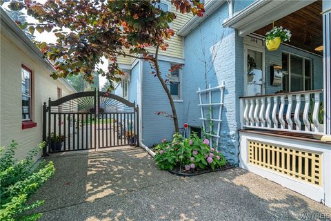 Tiny photo for 384 Summer Street, Buffalo, NY 14213 (MLS # B1699665)