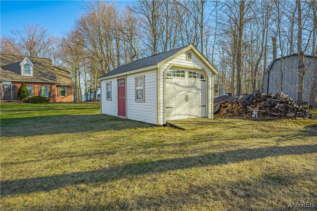 7131 Lakeshore Terrace, Newfane, New York image 41