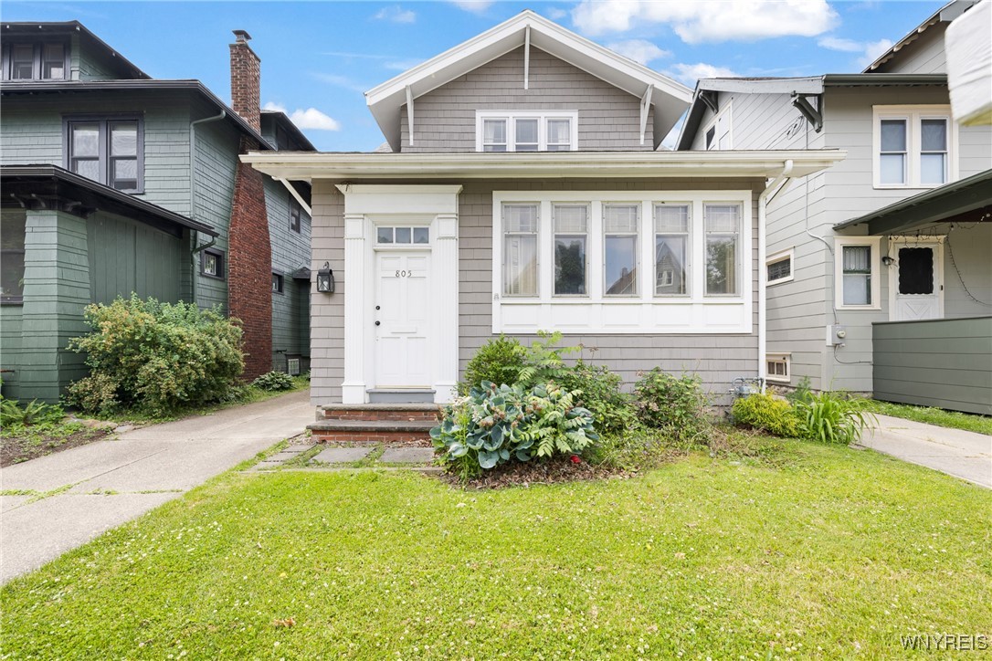 805 Amherst Street