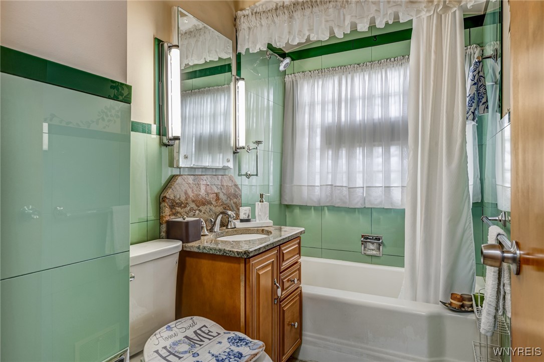 225 Merrymont Road, Cheektowaga, New York image 33