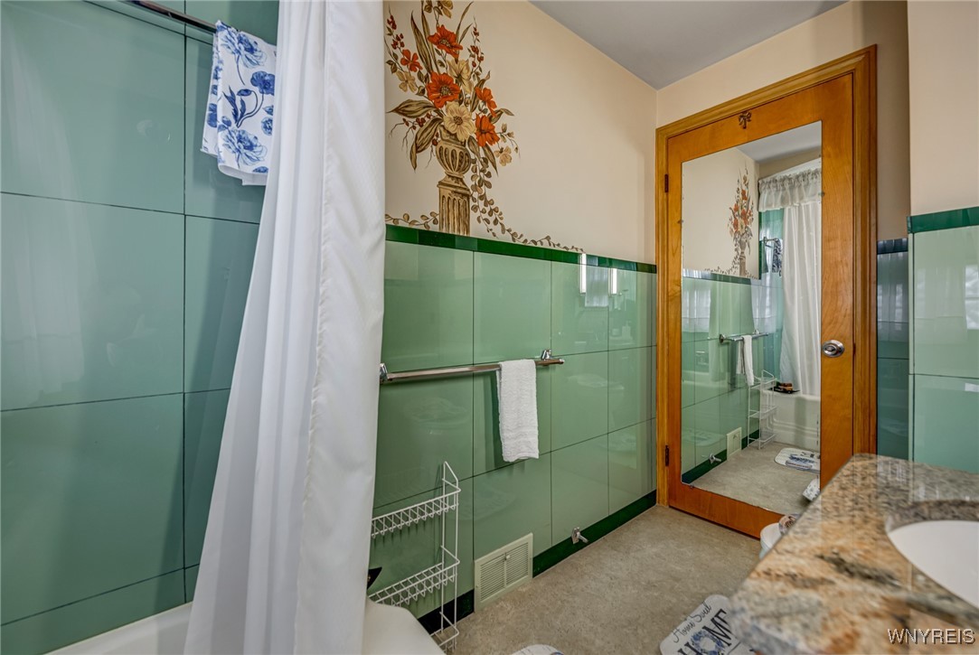225 Merrymont Road, Cheektowaga, New York image 35