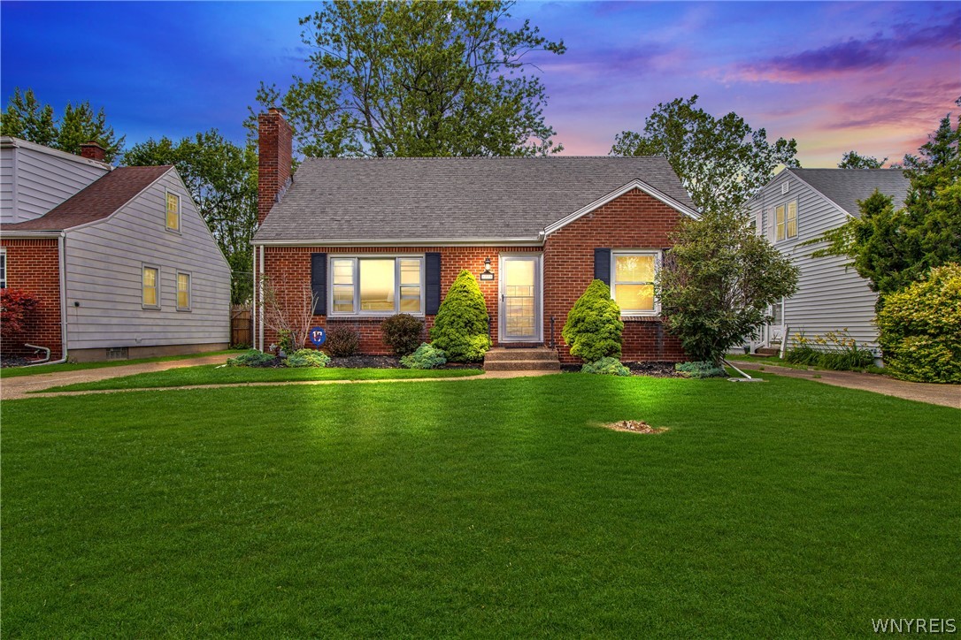 224 Paramount Parkway