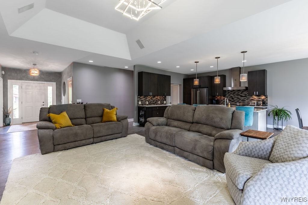 7395 Jewett Holmwood Road, Orchard Park, New York image 9