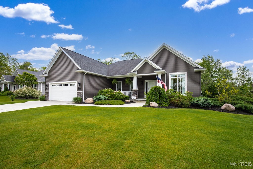 7395 Jewett Holmwood Road, Orchard Park, New York image 1