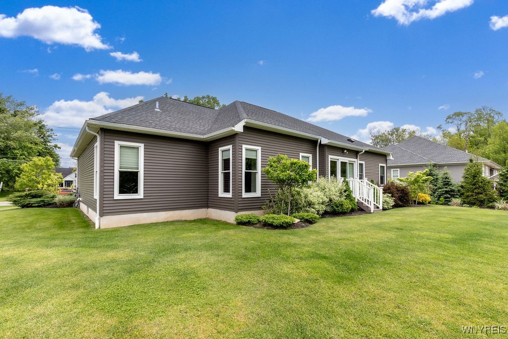 7395 Jewett Holmwood Road, Orchard Park, New York image 4