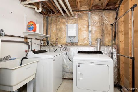 Tiny photo for 39 Greengage Circle, Amherst, NY 14051 (MLS # B1655669)