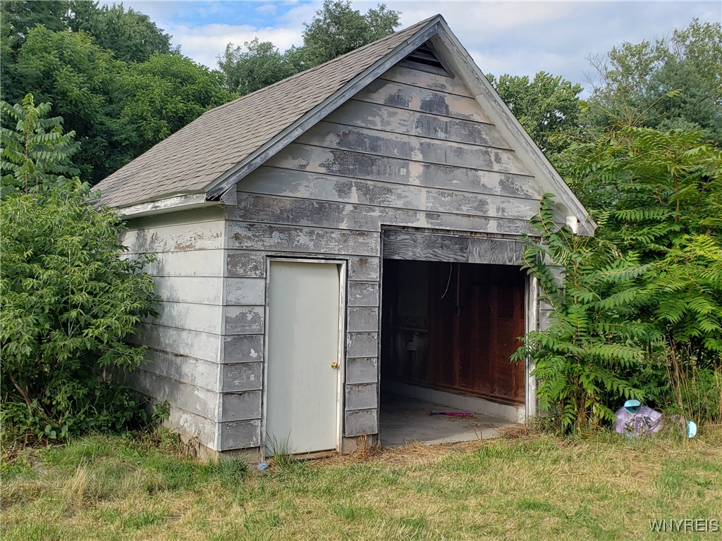 Hartland, New York 14105, United States, 4 Bedrooms Bedrooms, ,2 BathroomsBathrooms,Residential,Active,199414