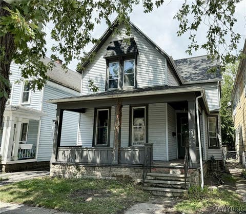 Photo of 478 W Ferry ST, Buffalo, NY 14213 (MLS # B1707661)