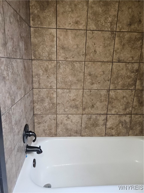 Cheektowaga, New York 14225, United States, 3 Bedrooms Bedrooms, ,2 BathroomsBathrooms,Residential,Active,248680