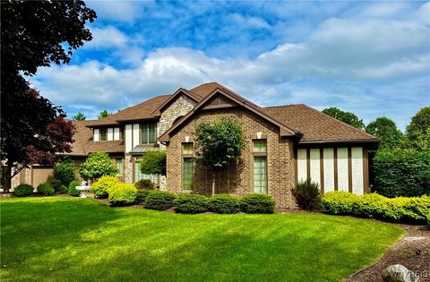 Photo of 7 Beauclaire Lane, Perinton, NY 14450 (MLS # B1622940)