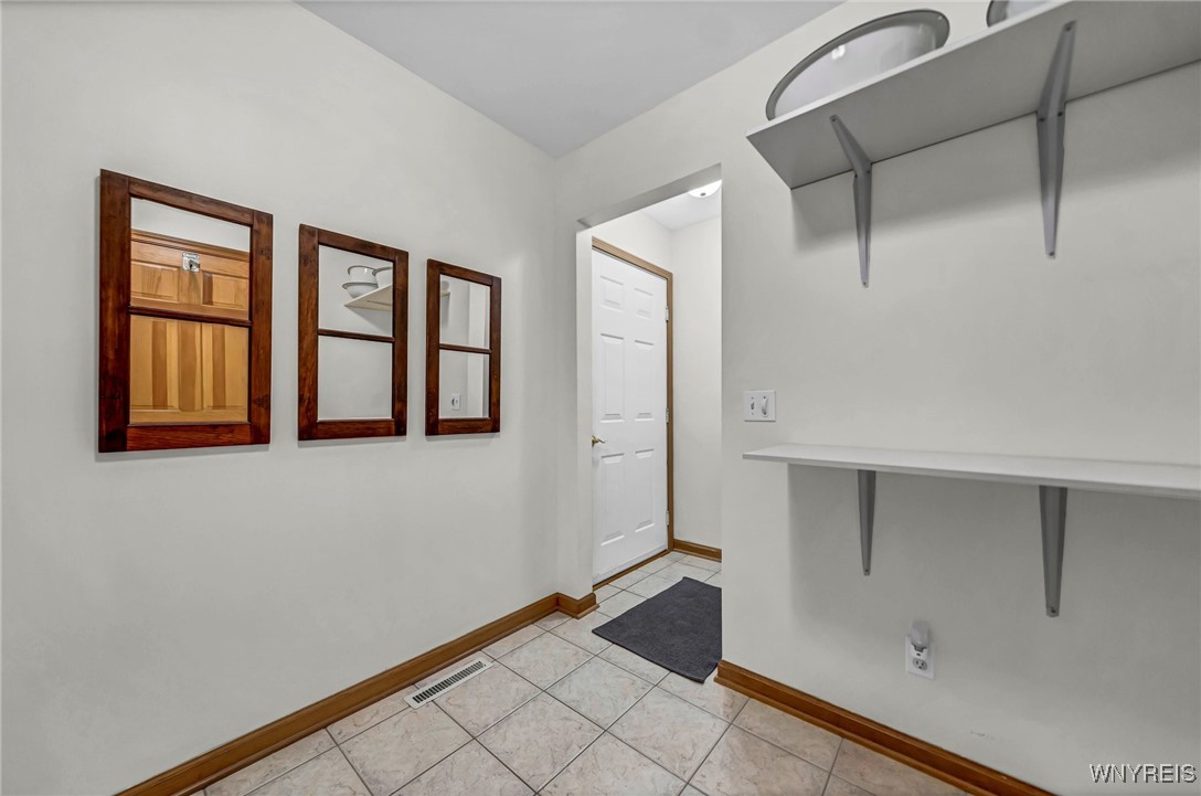 8175 Roseville Lane, Clarence, New York image 26