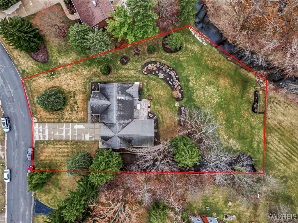 8175 Roseville Lane, Clarence, New York image 37