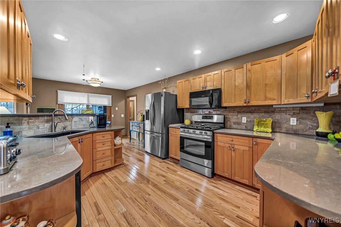 8175 Roseville Lane, Clarence, New York image 8