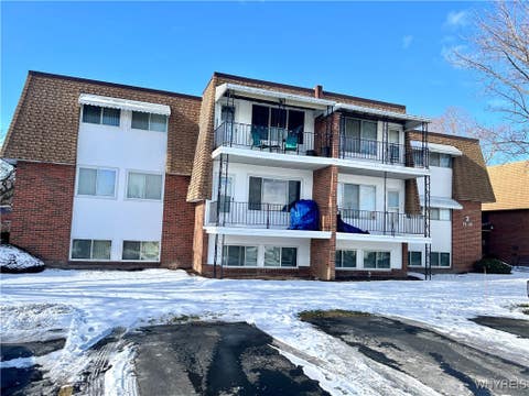 Photo for 8421 Buffalo Avenue 14