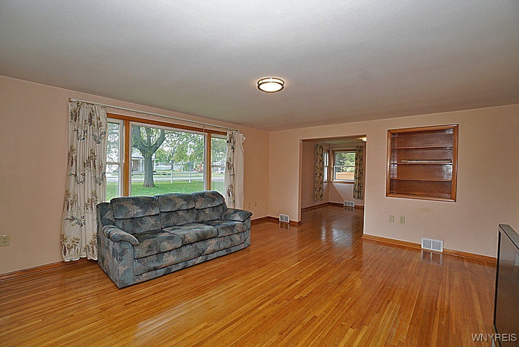 3738 Fuller Avenue, Hamburg, New York image 12