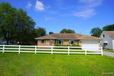 3738 Fuller Avenue, Hamburg, New York image 7