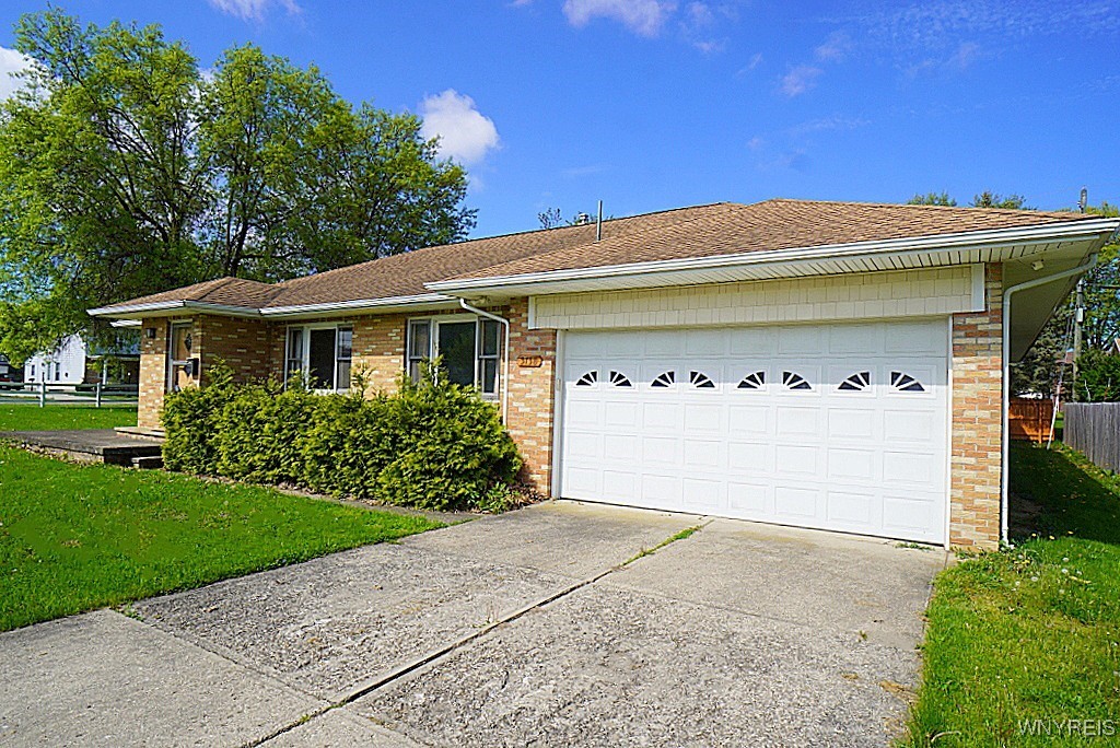3738 Fuller Avenue, Hamburg, New York image 2