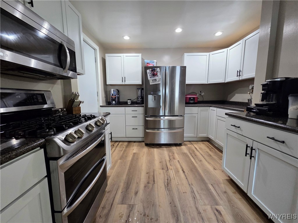 Albion, New York 14411, United States, 4 Bedrooms Bedrooms, ,1 BathroomBathrooms,Residential,Active,196218