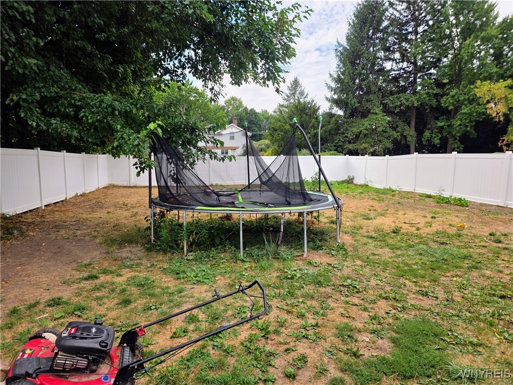 Albion, New York 14411, United States, 4 Bedrooms Bedrooms, ,1 BathroomBathrooms,Residential,Active,196218