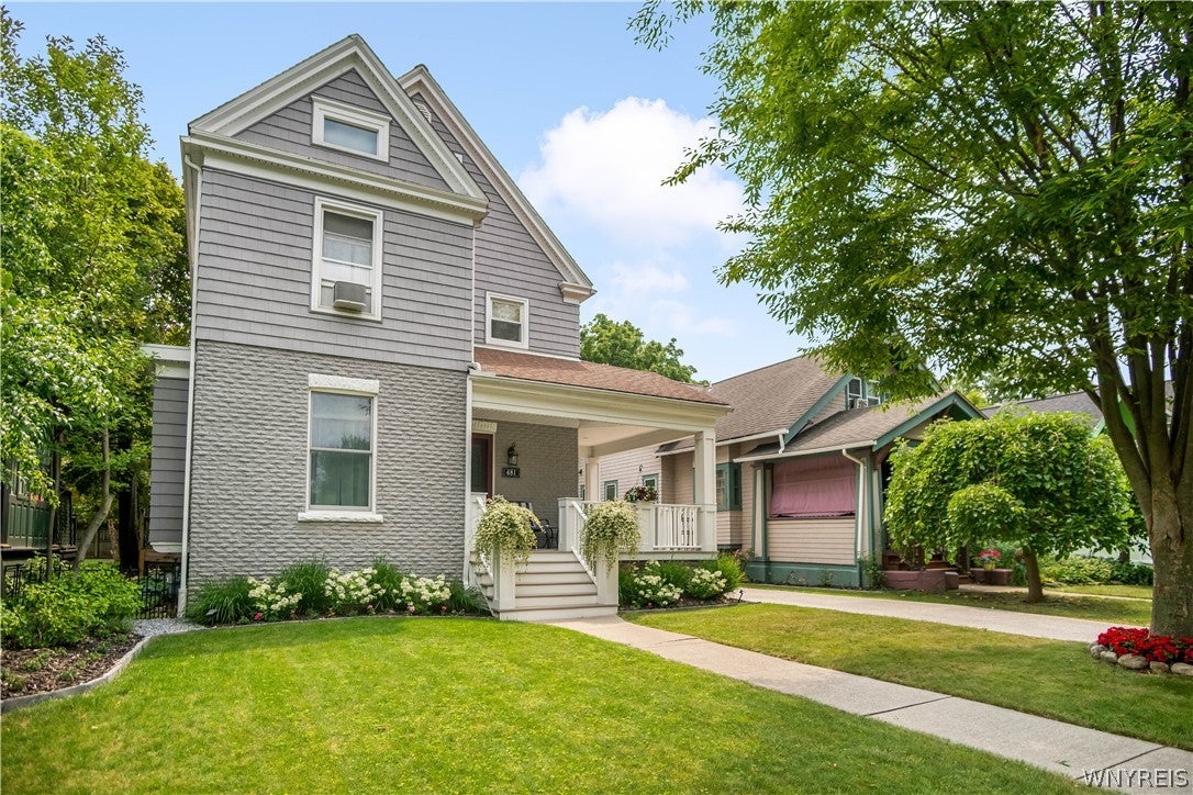 481 Woodward Avenue