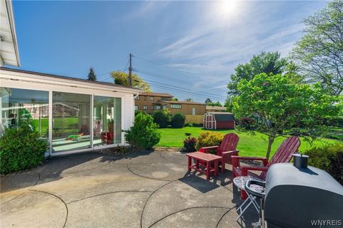 Tiny photo for 20 Evanshire Lane, Amherst, NY 14221 (MLS # B1684755)