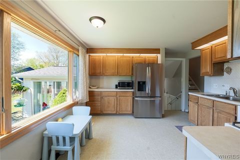 Tiny photo for 20 Evanshire Lane, Amherst, NY 14221 (MLS # B1684755)