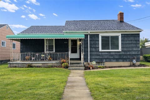 Homes For Rent - 3534 Ferry Avenue<br/> Niagara County, Niagara Falls, NY 14301
