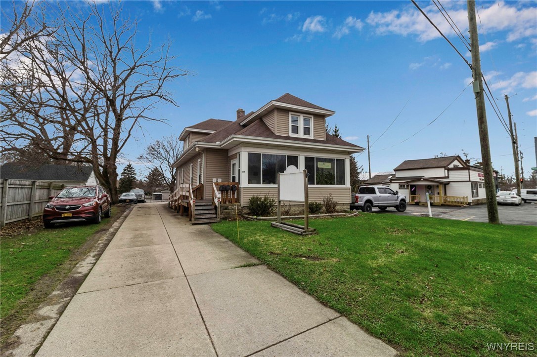 3764 N Buffalo Road, Orchard Park, New York image 2